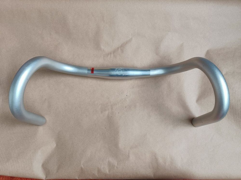 Nitto Randonneur 45 cm 25,4 mm barra argento ricambi bici importazione