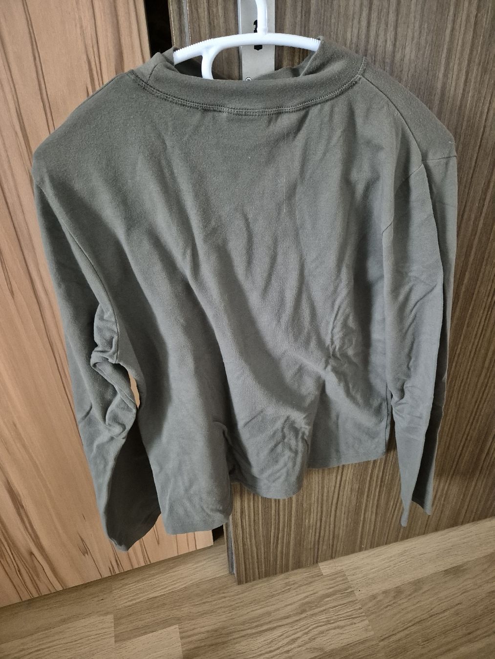 Maglioni & Felpe: Langarmshirt Biaggini Gr. L Khaki – Usato da Langenthal venduto da Polarisstern 1