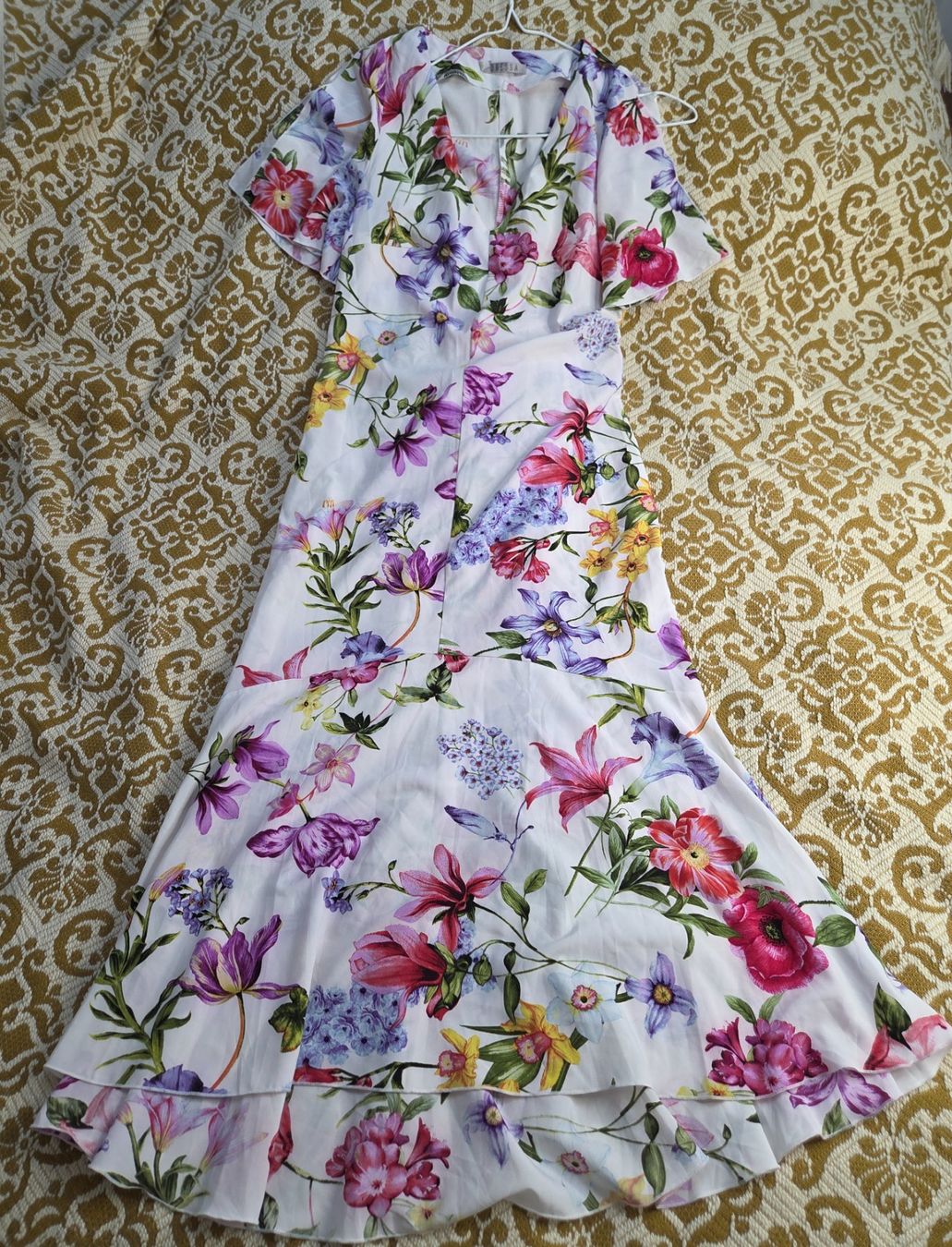 Kleider: Blumenkleid – Gebraucht aus Leissigen von ali_k9v8