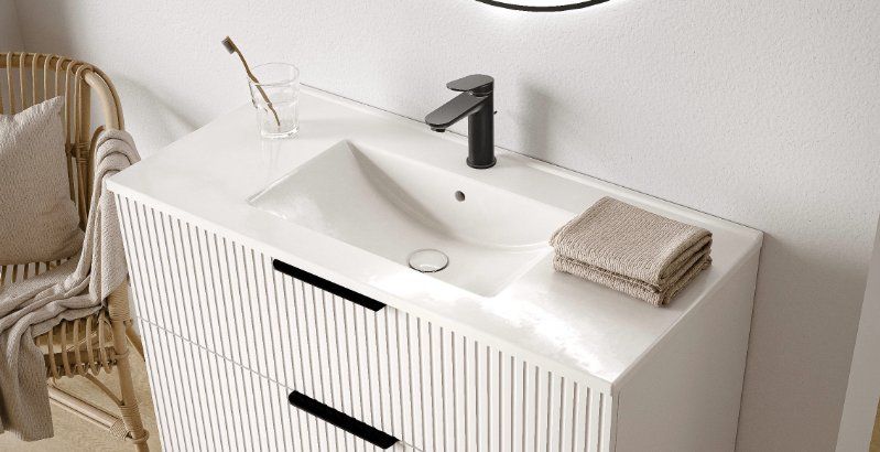 Lavabi & lavandini: Grand vasque Bernstein de design blanc, neuf – Nuovo e nell'imballaggio originale da Porrentruy venduto da Kilfoun