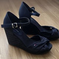 Tommy Hilfiger Keilsandalen  Gr-39.