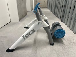 TACX Rollentrainer für Rennvelo