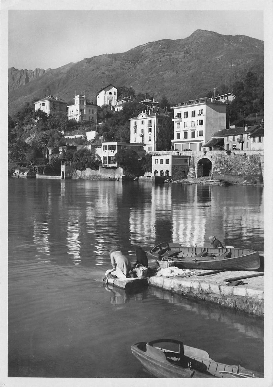 Cartoline postali: Ascona TI Lavandaie G – Usato da Biasca venduto da Blenio71