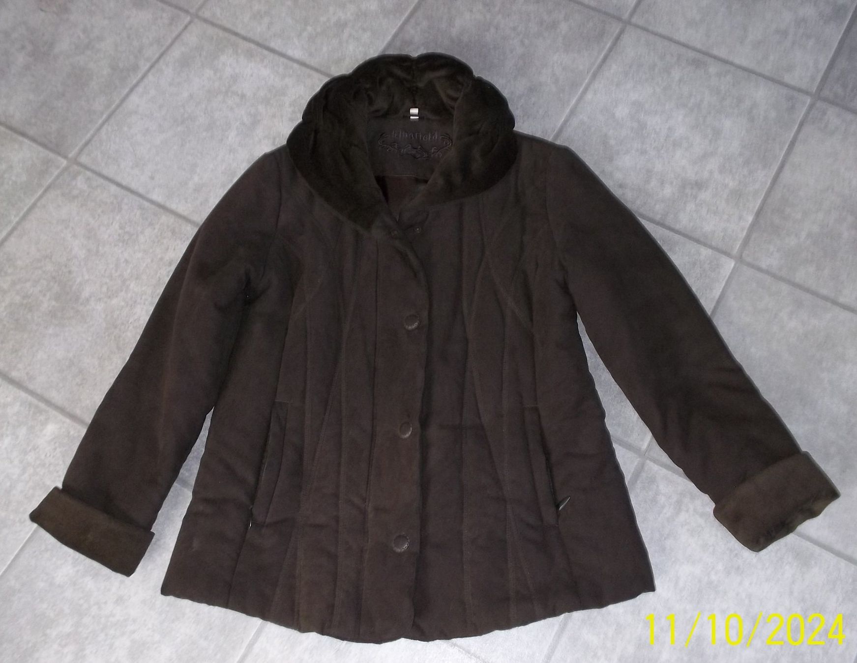 Jacken: braune Damen Winter Jacke Grösse 40 – Gebraucht aus Kaltbrunn von Cindy99