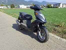 Malaguti F18 Warrior 125     ab 1.- !!!!!