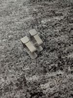 Zwei (2) Tischdecken-Halterclips