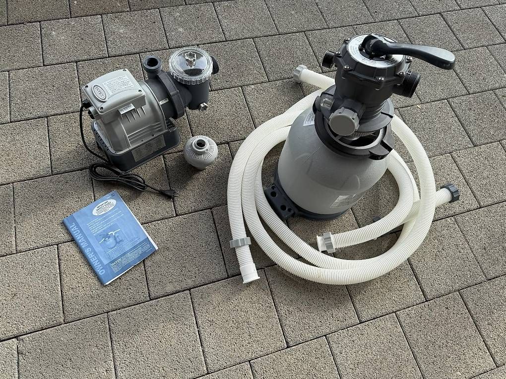 Accessori per Piscine: Sand-Filter-Anlage für Pool – Usato da Schwarzenegg venduto da Baumanagment