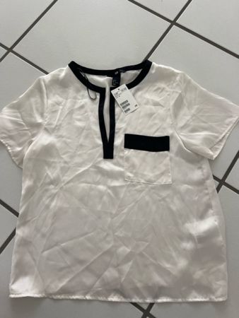 H&M Bluse Weiss-Schwarz Gr. 34 - Perfekt für Frühling/Sommer