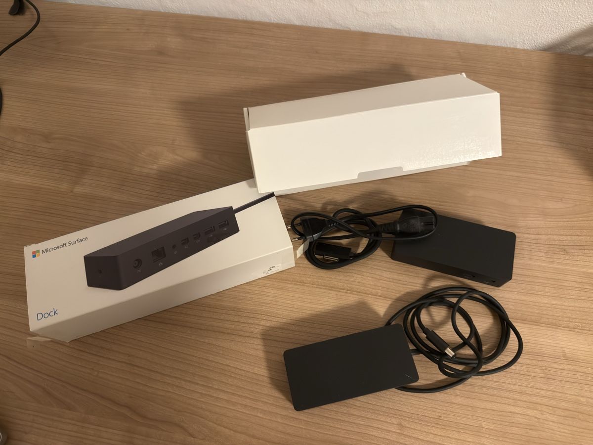 Microsoft Dockingstation: Microsoft Surface Dock (guter Zustand) – Gebraucht aus Volketswil von Semai1