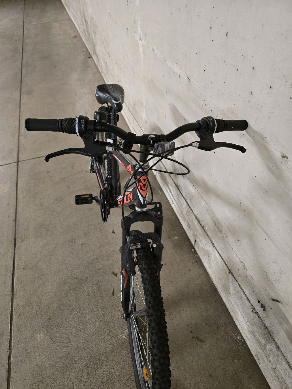 Velos: Velo 24 zoll – Defekt aus Rupperswil von GSXR-600 3