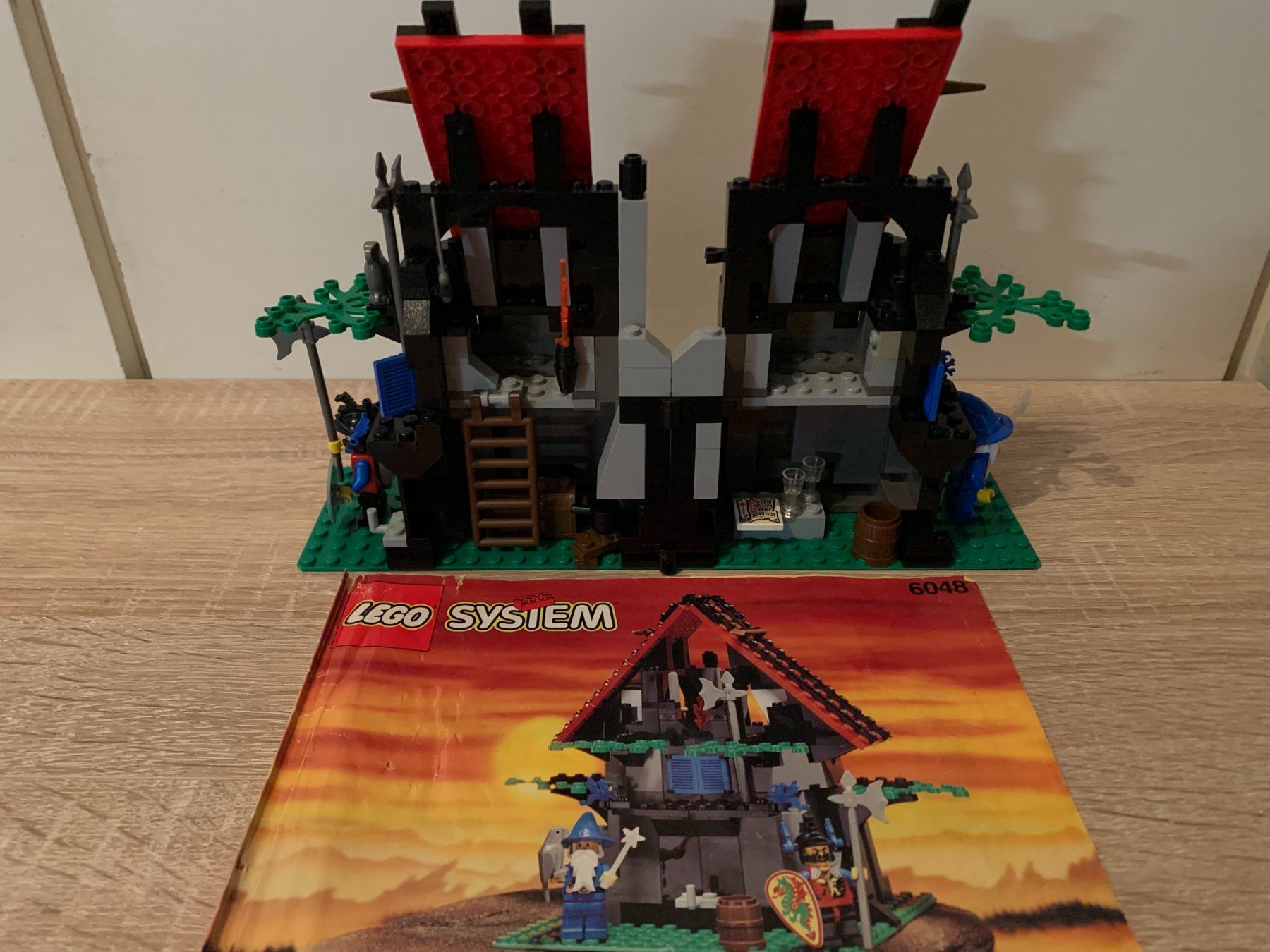 Lego Baukästen: LEGO Ritter 6048 Majisto's Magical Workshop – Gebraucht aus Basel von Don-Angel 2