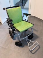 Fauteuil roulant électrique – confortable et pratique