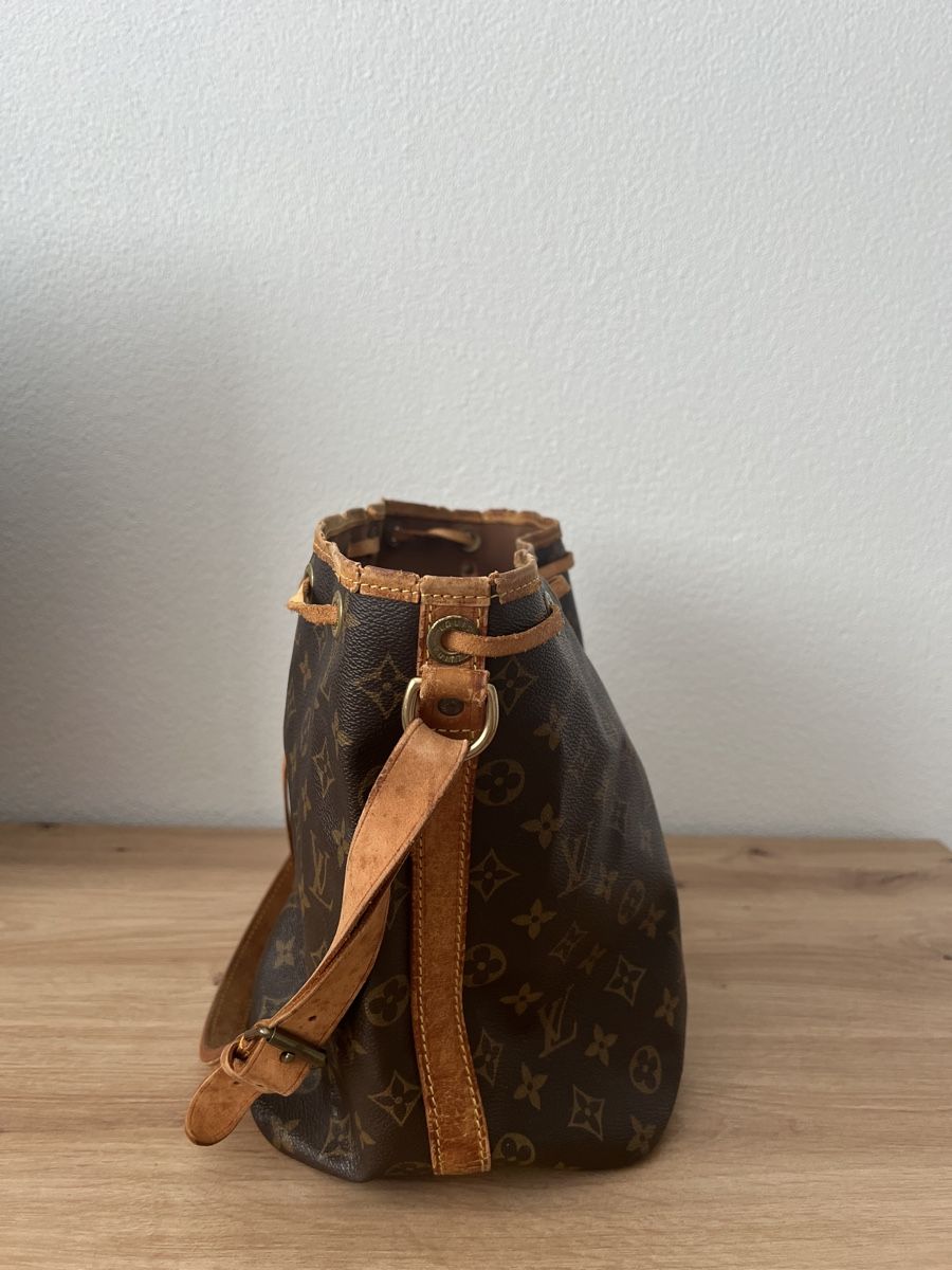 Taschen für Damen: Louis Vuitton Petit Noé – Defekt aus Ottenbach von hei_8zmf 1