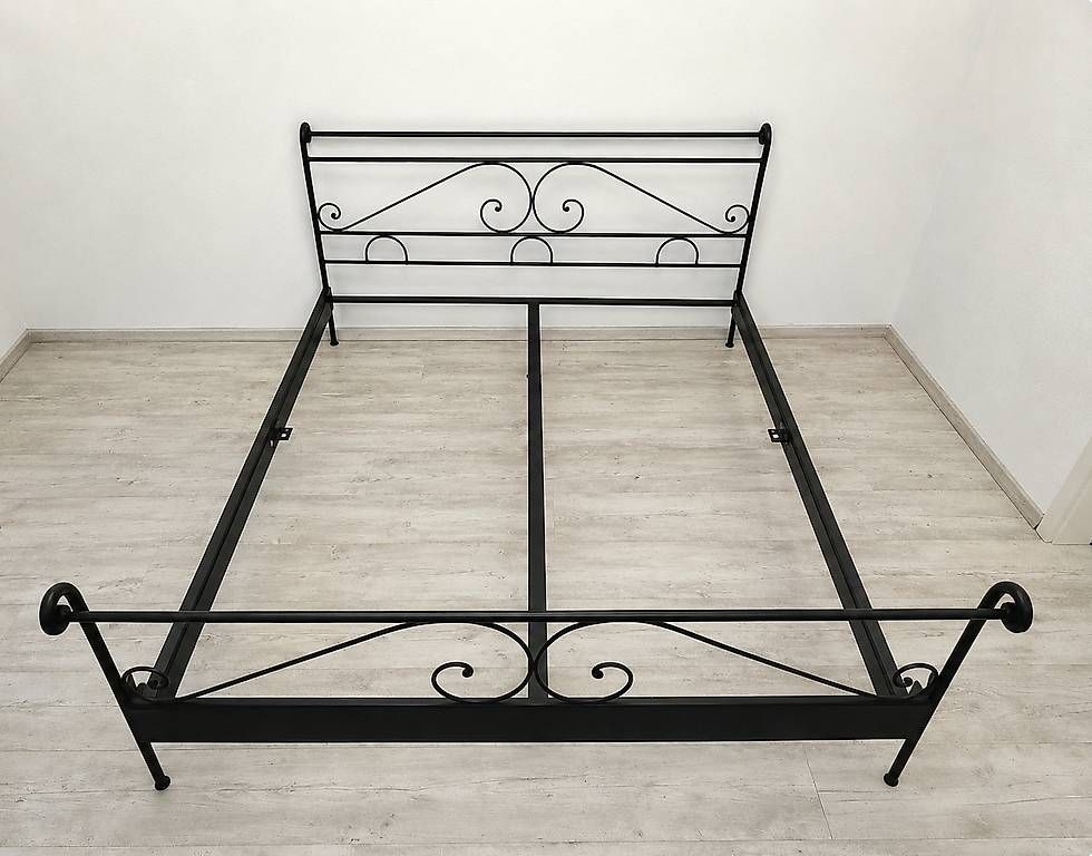 Betten: Metallbett – Gebraucht aus Zürich von AnnieLeit