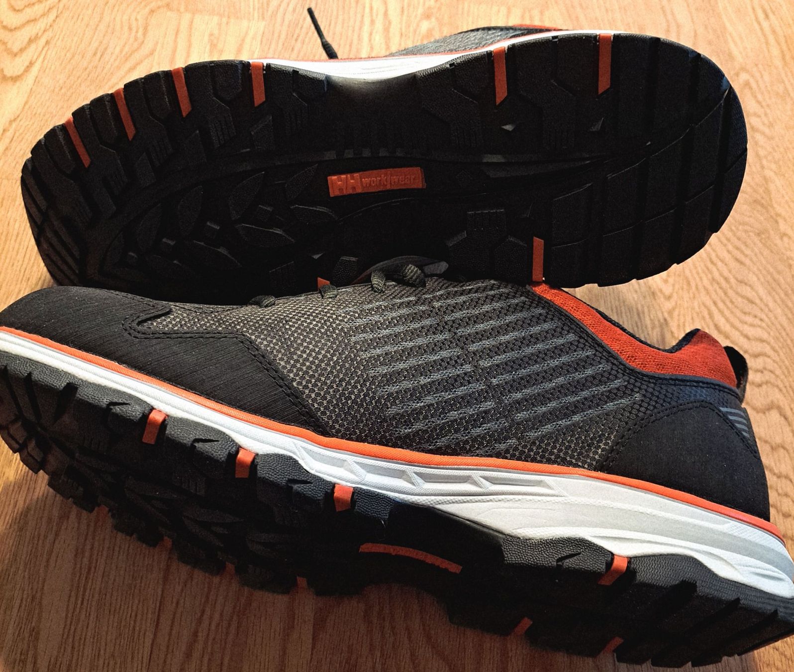 Helly Hansen Scarpe da uomo: Helly Hansen work/wear Sicherheitsschuhe – Nuovo (secondo la descrizione) da Lotzwil venduto da Niesendach 1