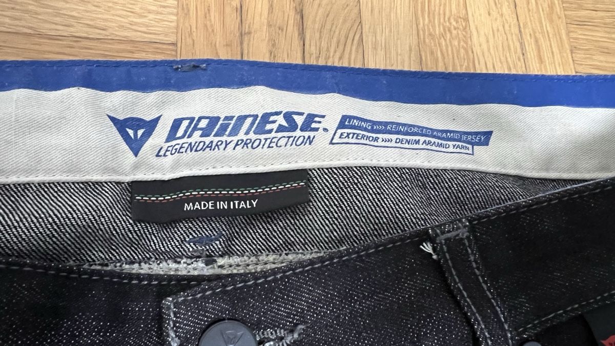 Dainese Jeans: Motorrad-Jeans mit Knieprotektoren – Usato da Oetwil am See venduto da NaJa20 2