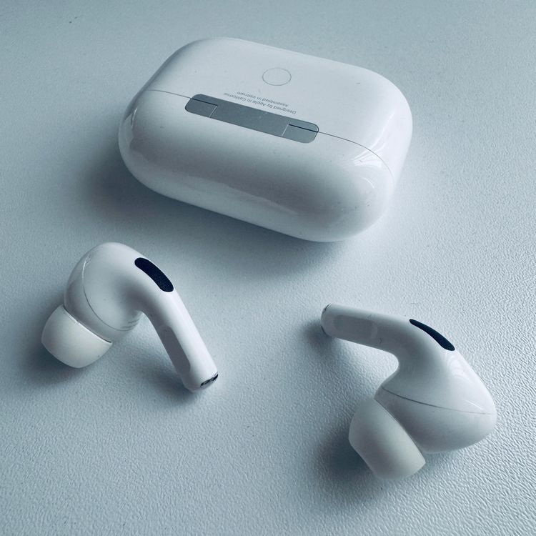 Apple Kopfhörer: Original Apple AirPods Pro 1 Gen. Wireless USB-C Kabel – Gebraucht aus Basel von MY.AIRPODS.SHOP 9