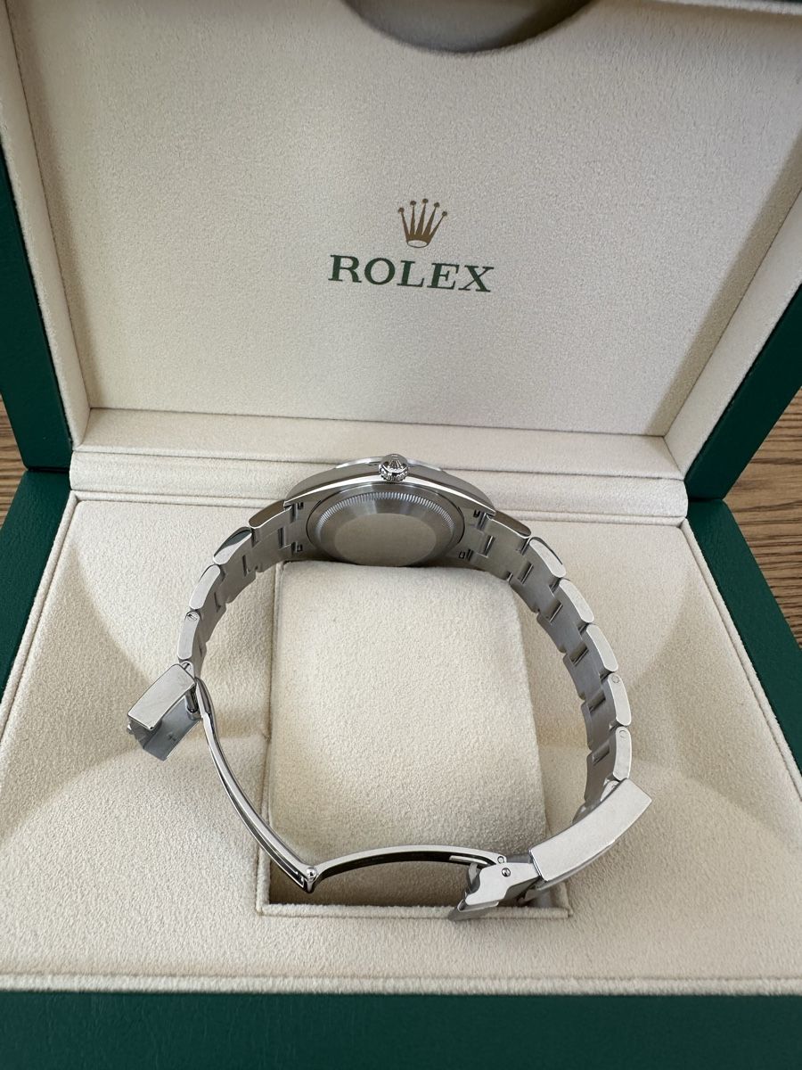 Rolex Orologi: Rolex Explorer 36mm – Nuovo e nell'imballaggio originale da Veyrier venduto da johan1227 2