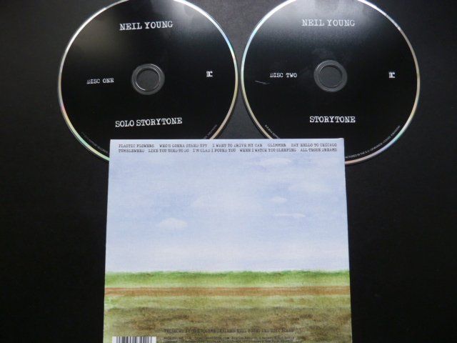 CD: Neil Young - Storytone  (2 CD's) – Usato da Au ZH venduto da sikoku 2