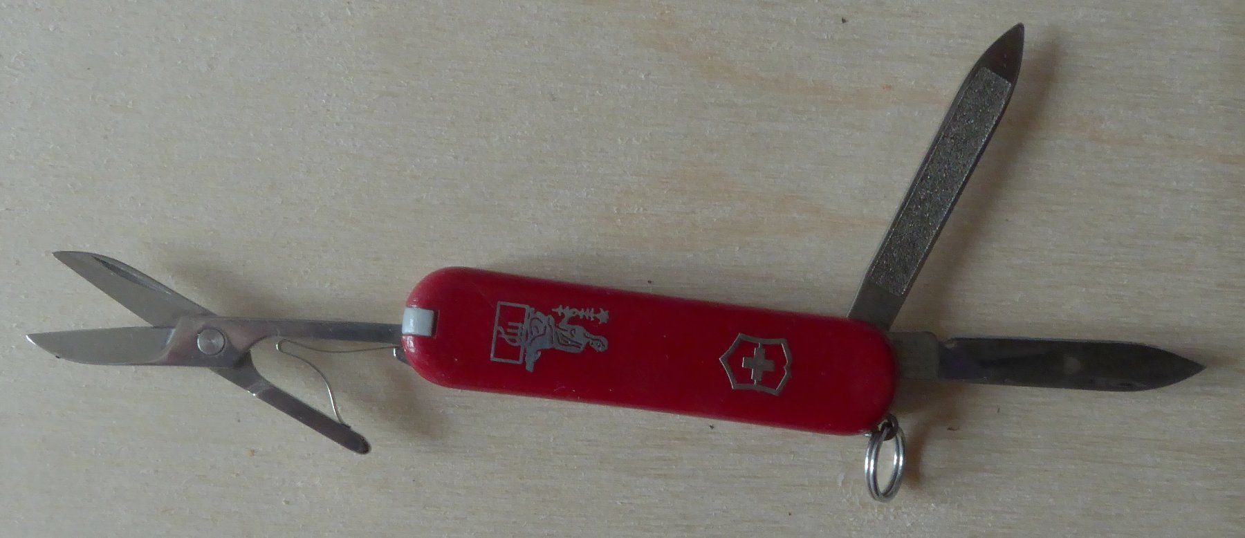 Victorinox Taschenmesser: Victorinox Classic Sackmesser  – Gebraucht aus Gossau SG von tenerife11 2