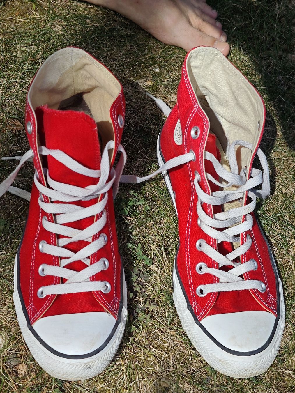 Converse Scarpe da uomo: Converse Chuck Taylor rot Grösse 42.5 gebraucht – Usato da Zürich venduto da Nate33 4