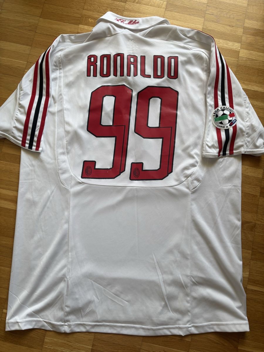 Adidas Canottiere & Pantaloni: AC Milan Trikot Ronaldo – Usato da Zürich venduto da ChampShirts