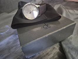 Montre Calvin Klein argentée élégante - Bon état 48 carac...