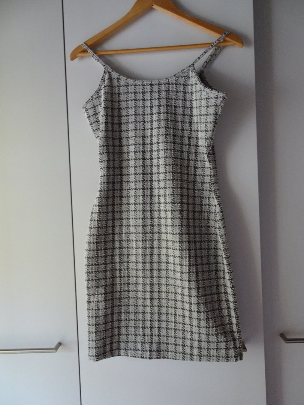 Vestiti: Kleid und Jacke grau-schwarz Gr. S - 251012 – Usato da Küssnacht am Rigi venduto da Good4Deckeli 2