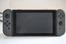 Nintendo Switch V2 HAC-001(-01) – grau