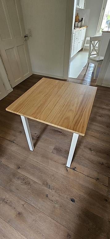 Ikea Tavoli: Ikea PINNTORP Tisch – Usato da Oftringen venduto da va_1987 2