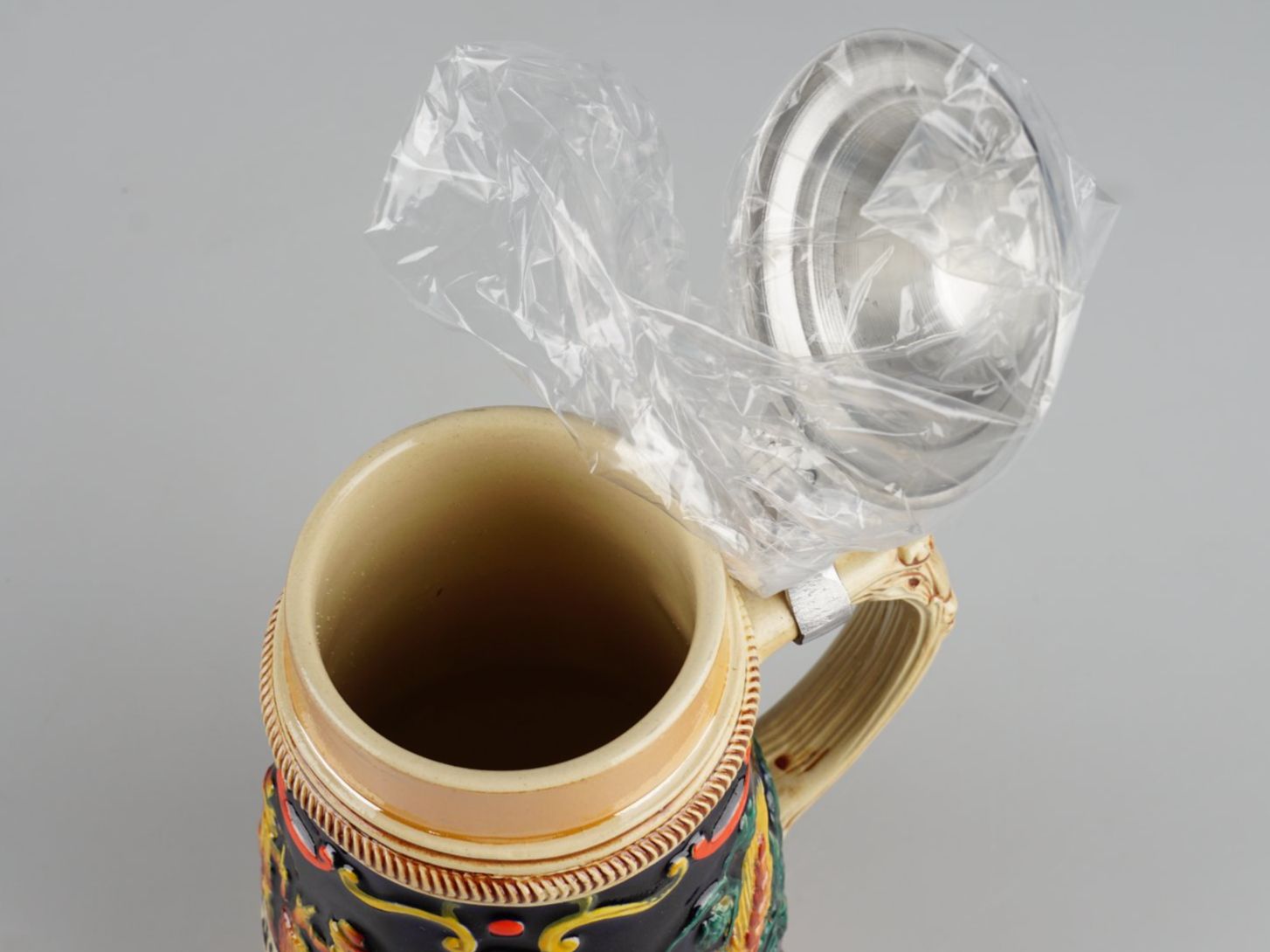 Cardinal Bicchieri: Cardinal 1ltr Bierkrug mit Zinndeckel. – Nuovo (secondo la descrizione) da Rüti ZH venduto da Restwert_Rueti_ZH 2