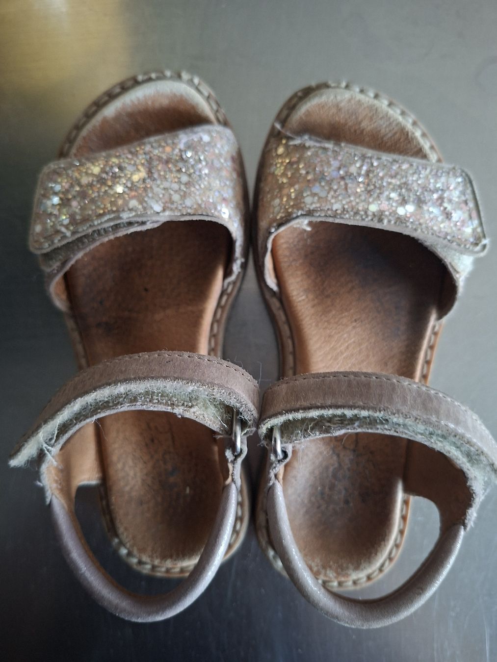 Scarpe per ragazze: Kinder Sandalen Glitzer Leder – Usato da Wallisellen venduto da rahelr90