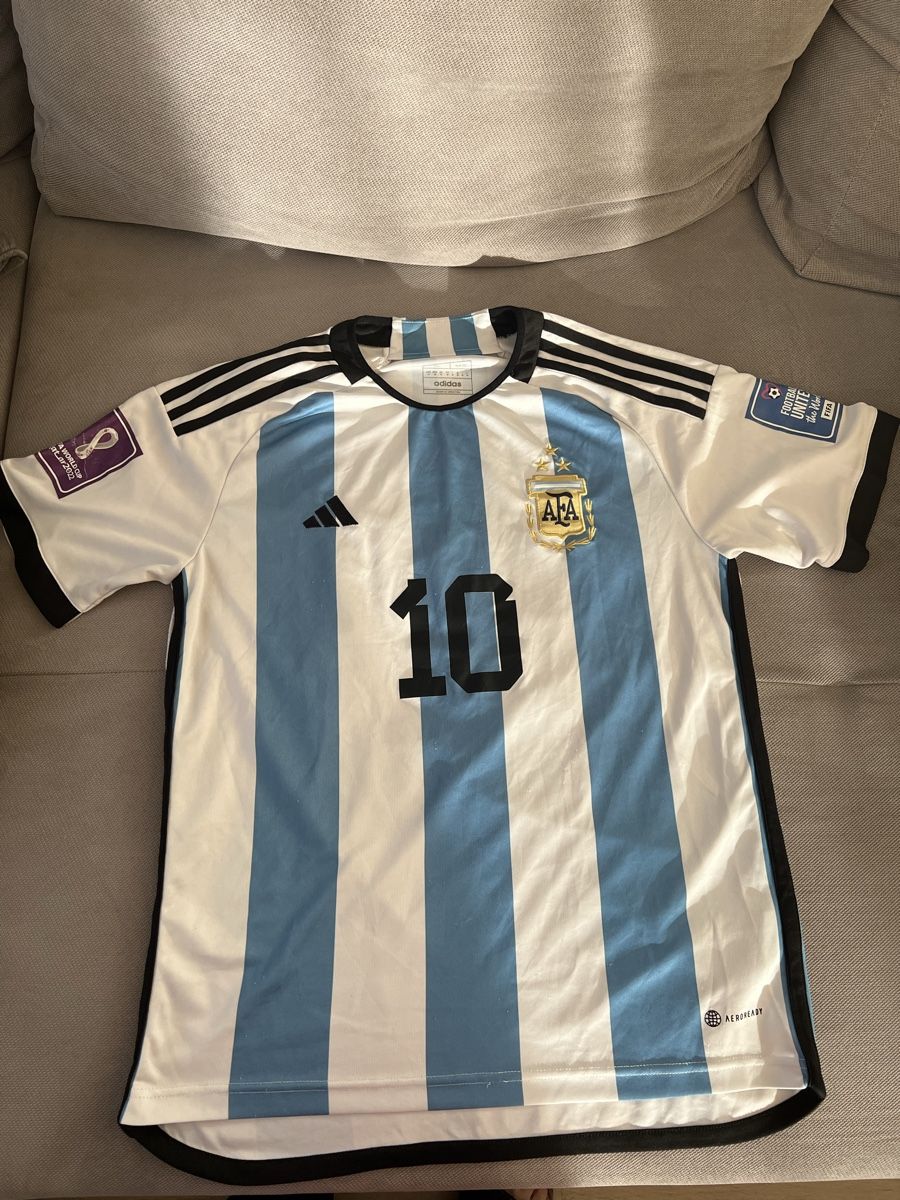 Adidas Canottiere & Pantaloni: Messi Trikot Argentinien Messi 10 gr. M – Usato da Triesen venduto da bubita