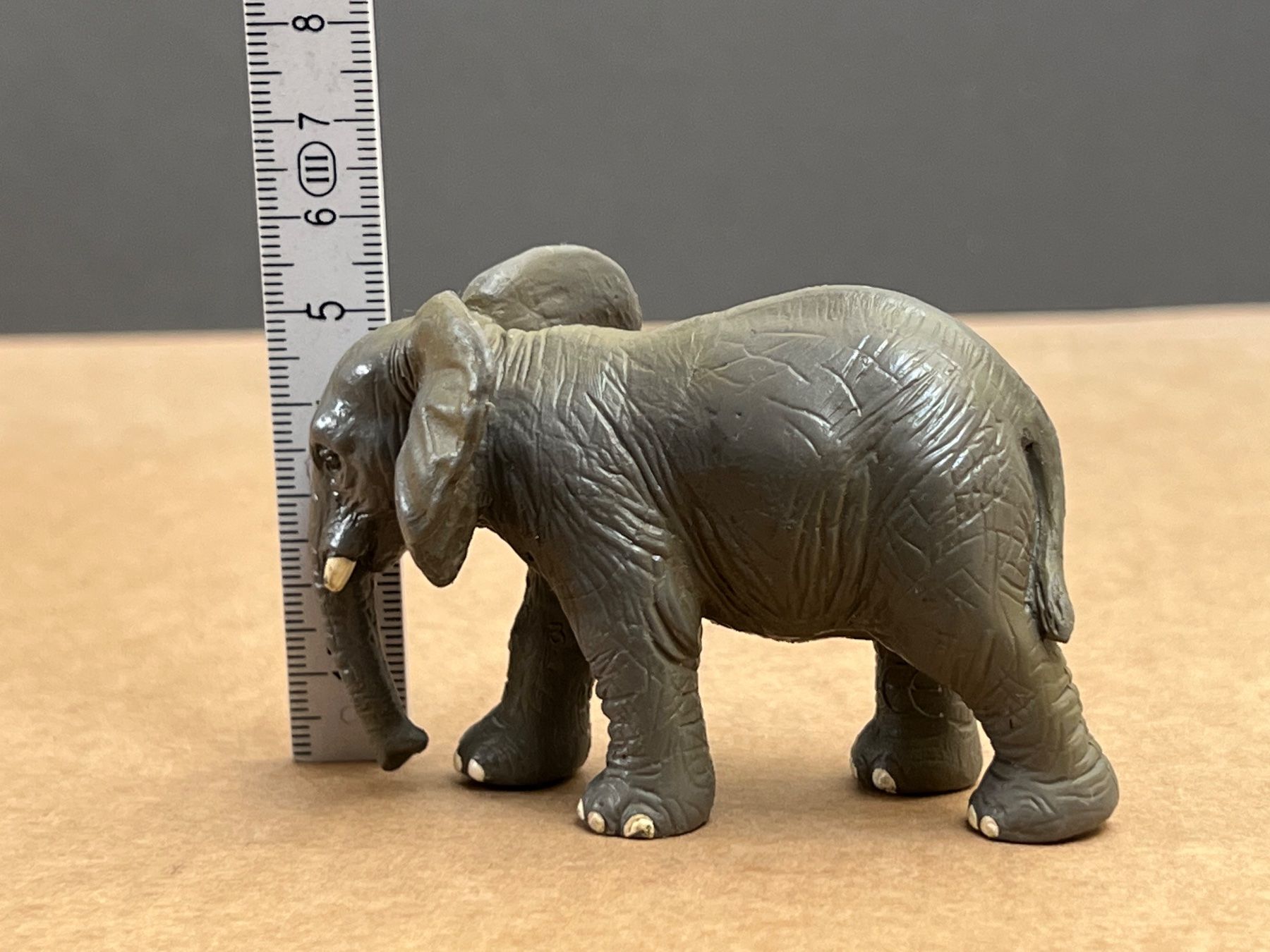 Schleich Statuette: Schleich junger Elefant Elephant – Usato da Ennetbaden venduto da mapa05 5