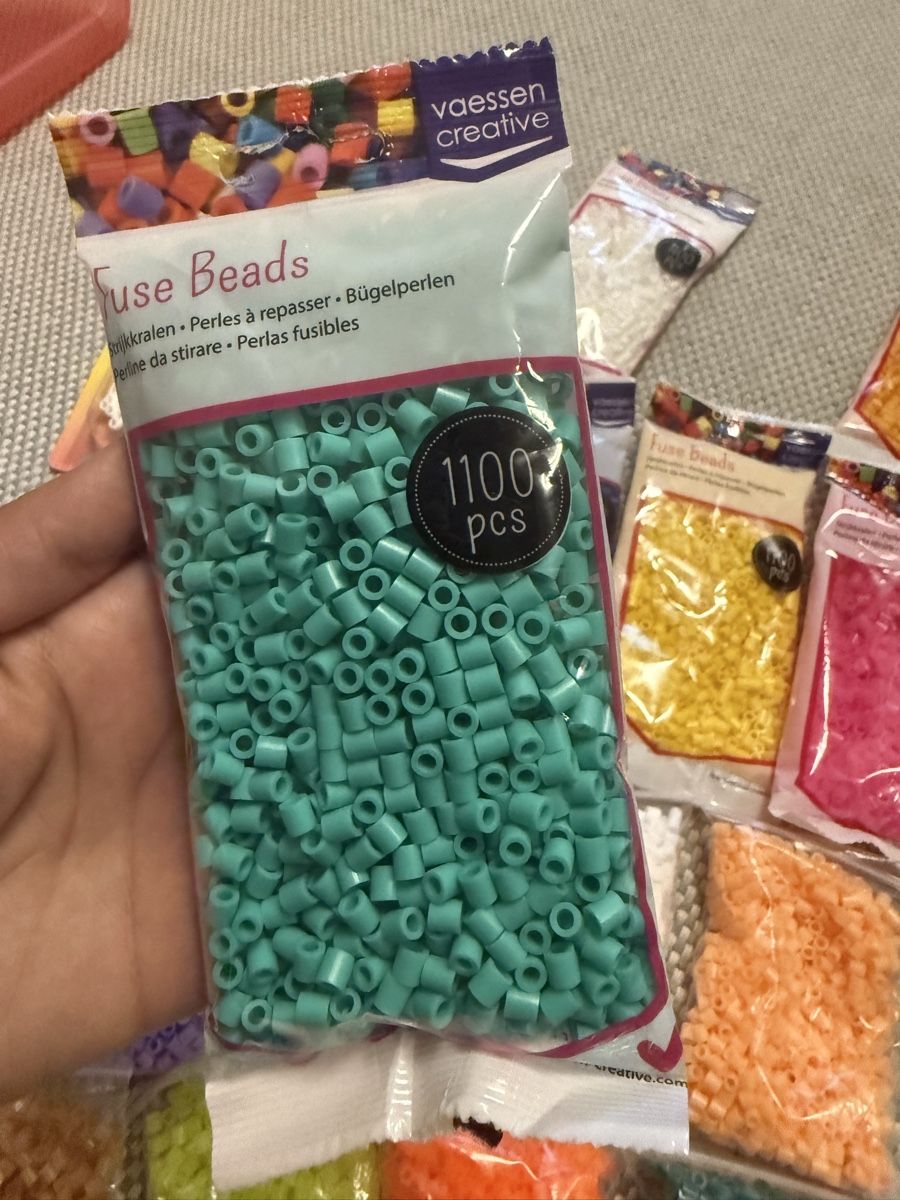 Kit bricolage: Bügelperlen + Hama Motiven  Neu – Nuovo e nell'imballaggio originale da Zürich venduto da Gross9 5