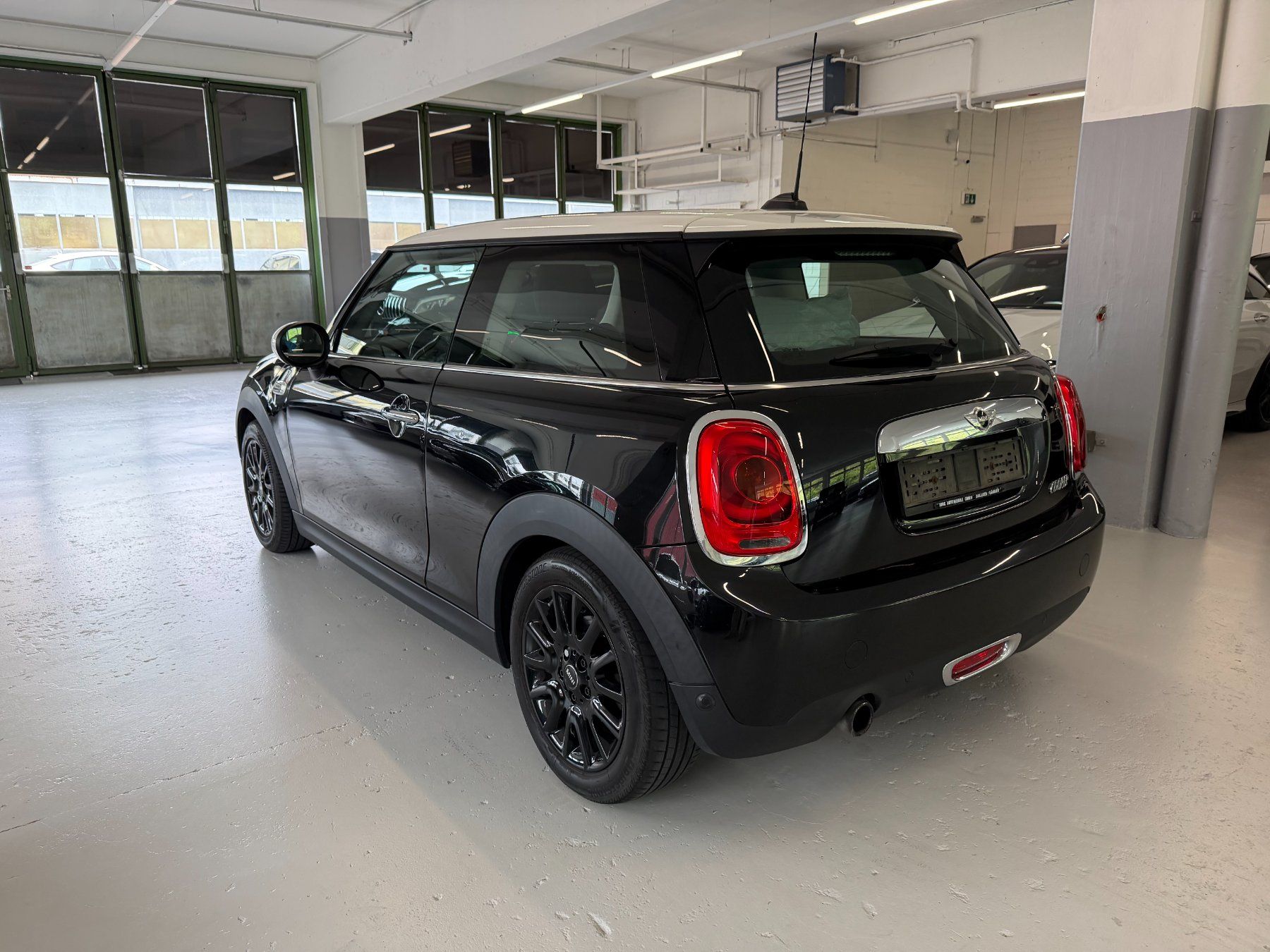 Mini Automobili: Mini Cooper ab 1.- !! 174500km / 1. Inv. 2015 – Usato da Glattbrugg venduto da AutoRohr 3
