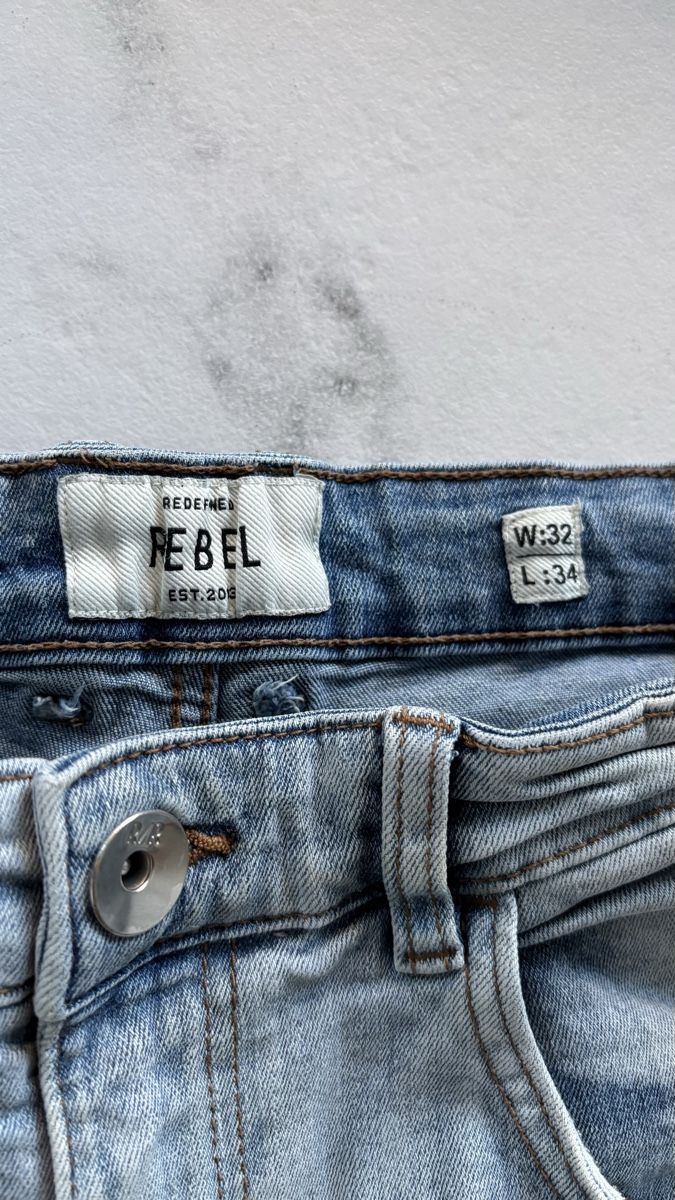Jeans: REBEL Jeans W32/L34 – Usato da Seengen venduto da sa_land 3