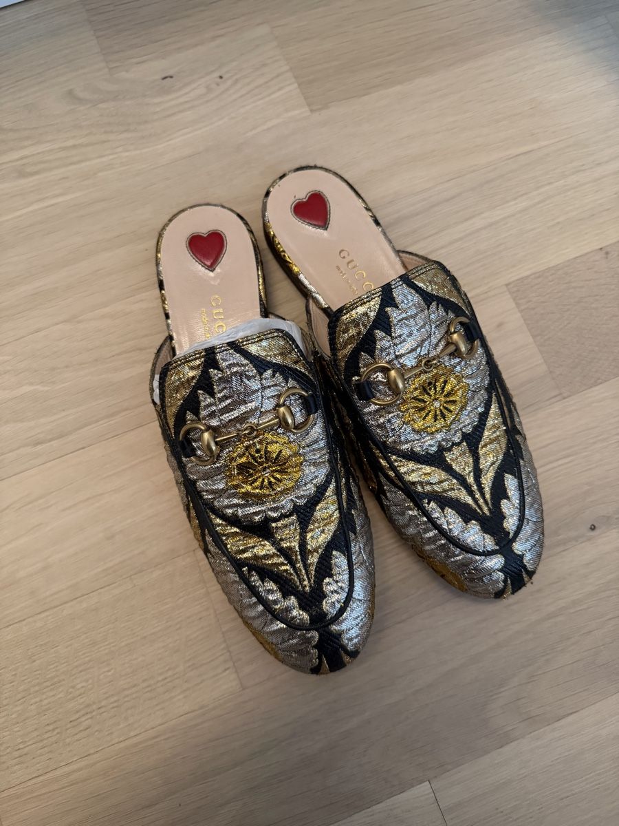 Gucci Scarpe da donna: Gucci Princetown Mules taille 35.5 – Nuovo (secondo la descrizione) da Biel/Bienne venduto da Oceva