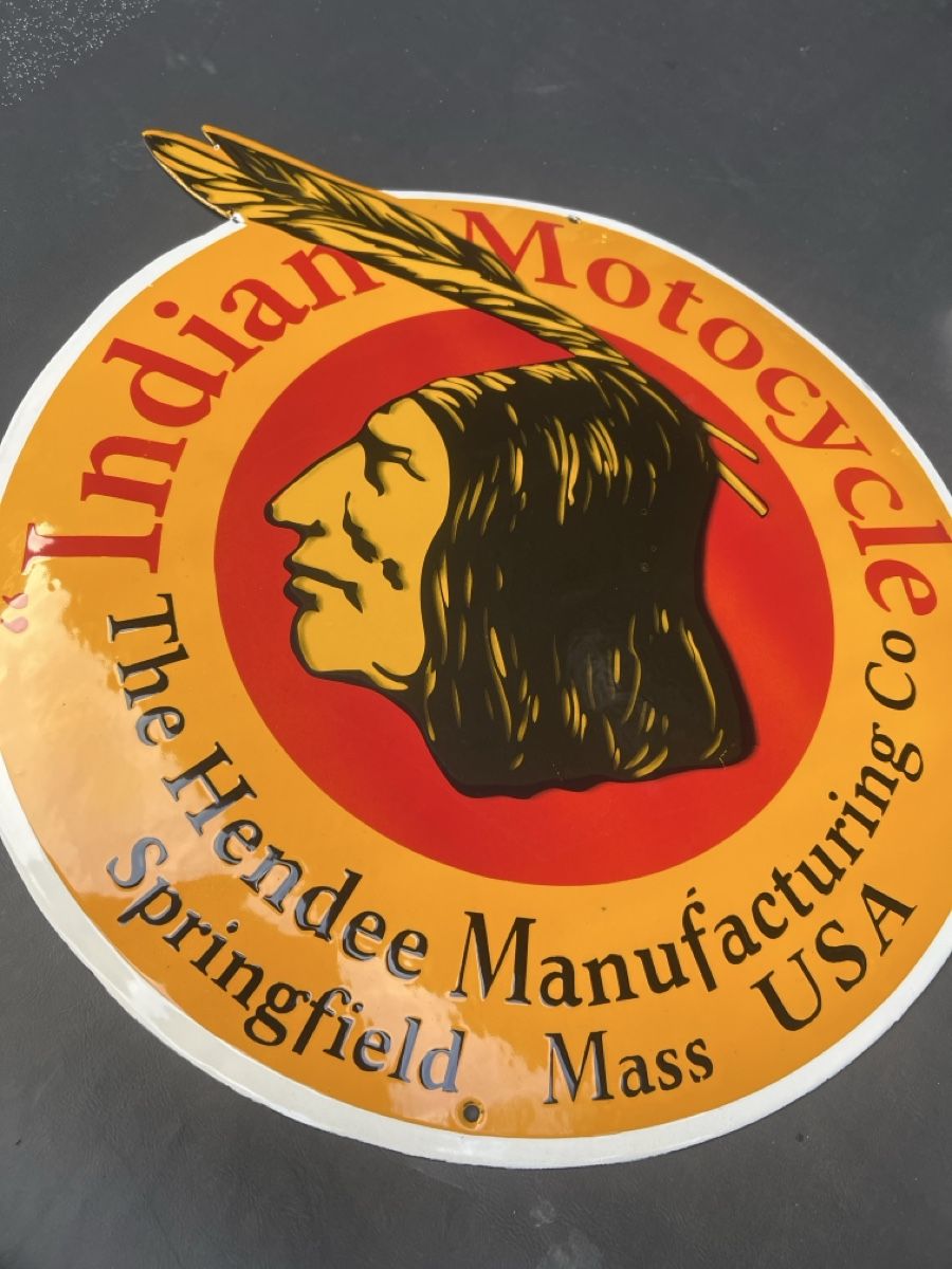 Insegne: Email Blechschild Indian Motorcycle Springfield Mass USA 48c – Usato da Mellingen venduto da Oelquelle 1