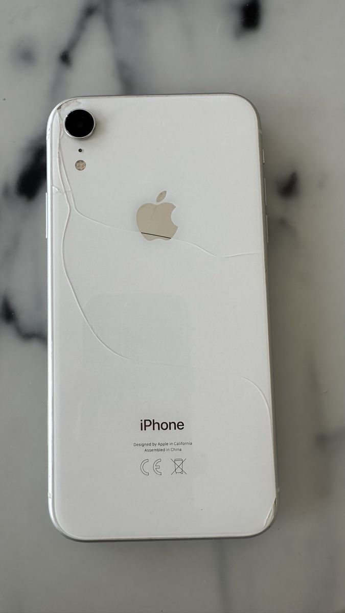 Apple Handys / Smartphones: Apple iPhone XR weiss  – Gebraucht aus Weggis von ang_72ll 2