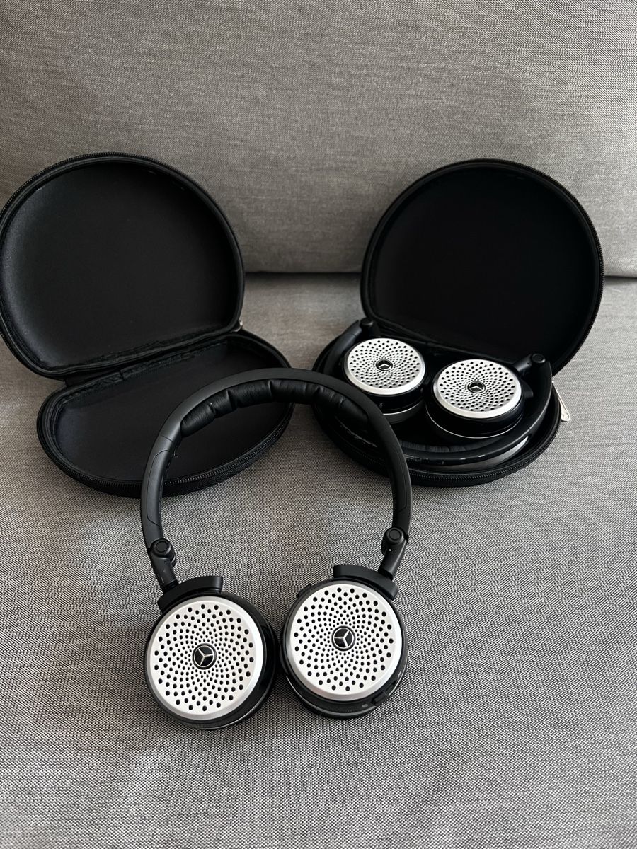 Mercedes-Benz Casques audio: Original Mercedes-Benz Bluetooth-Kopfhörer – D'occasion à Hedingen par ben_q2wr 1