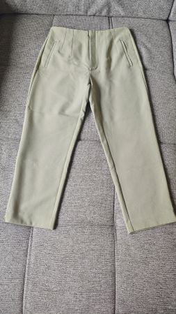 Stradivarius Trousers Size 42 - Summer Ready! Trendy!