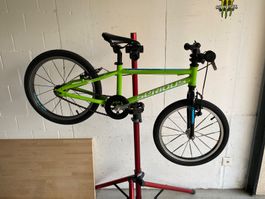 Kindervelo Serious Alu 18“ Räder