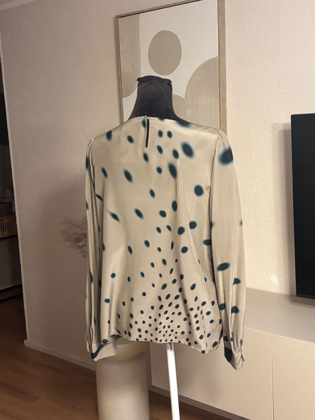 Sonia Rykiel Blusen: Sonia Rykiel Bluse 100% Seide – Gebraucht aus St. Margrethen SG von dijanaO 1
