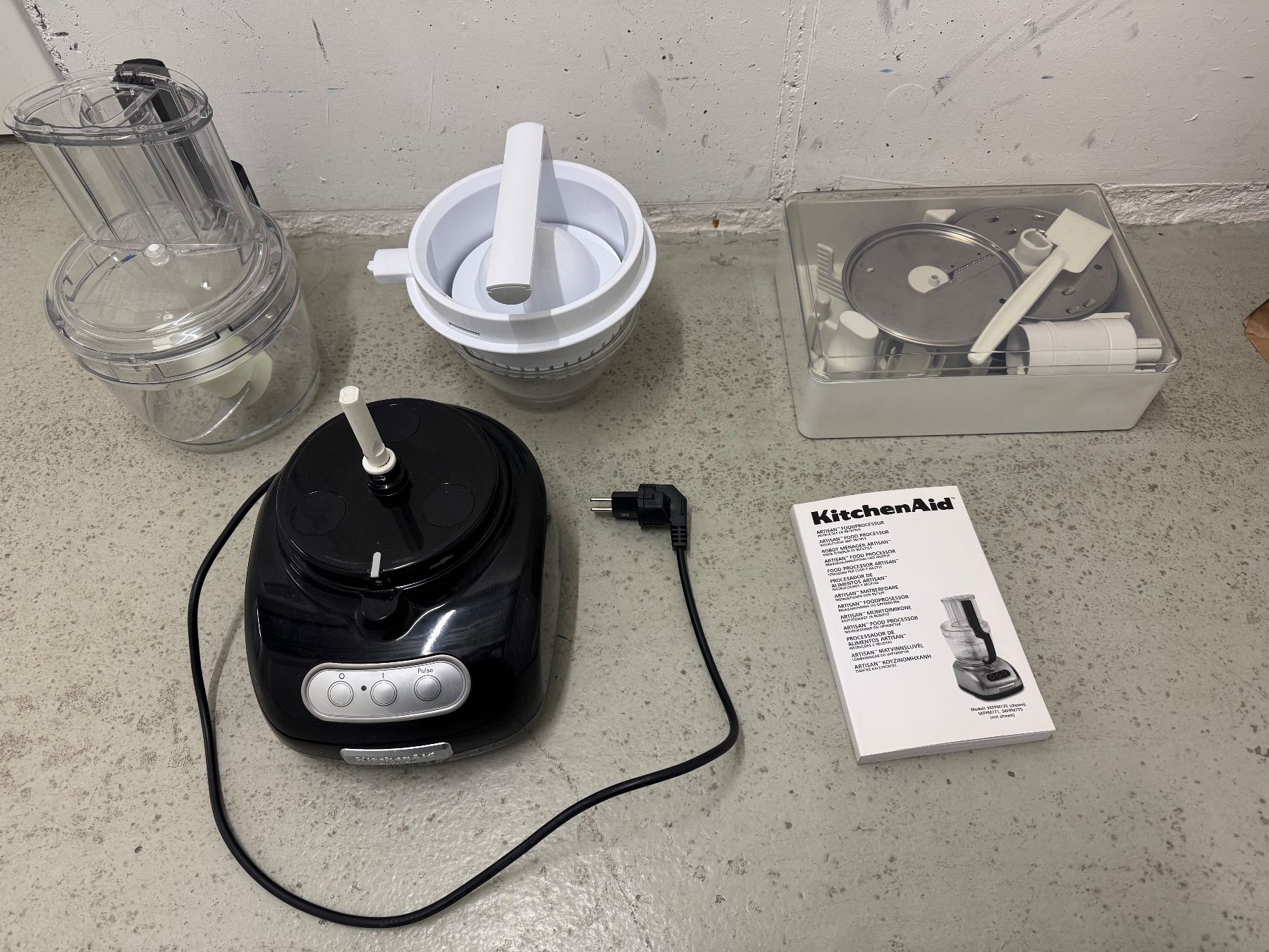 Kitchenaid Elettrodomestici da cucina: Kitchen Aid Küchenmaschine Schwarz 5KFPM775 – Usato da Bottmingen venduto da Kioro