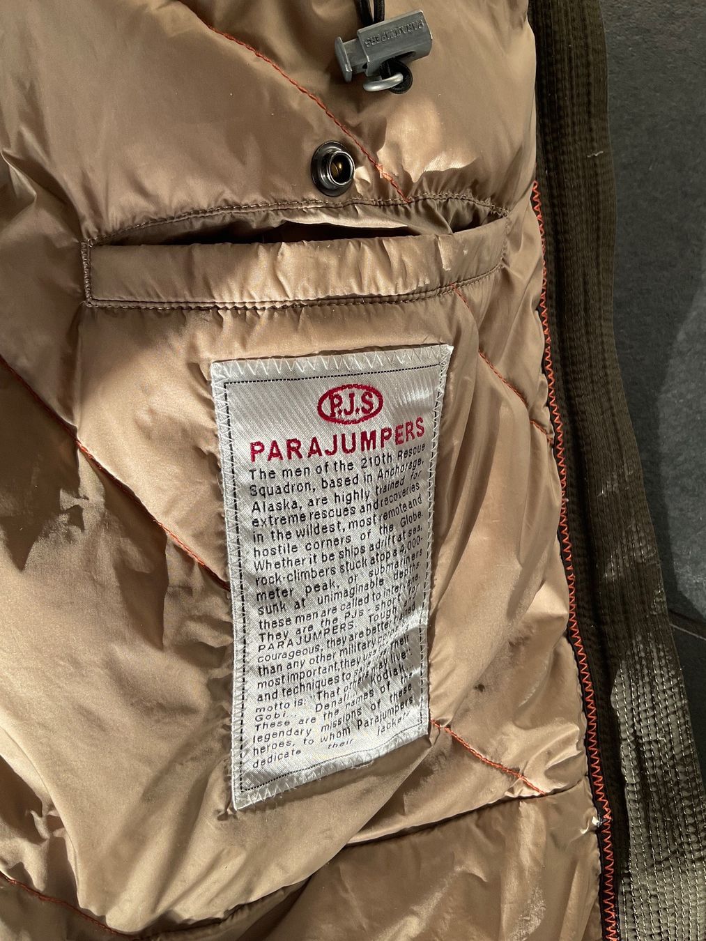 Parajumpers Giacche: Parajumpers Jacke – Usato da Röschenz venduto da Queen020 7