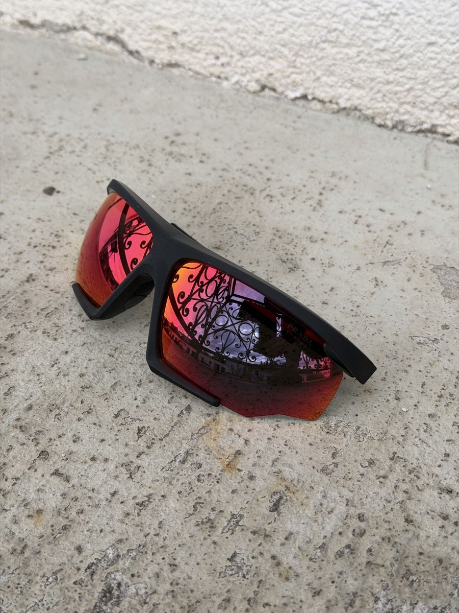 Prada Brillen & Gläser: PRADA Linea Rossa Sunglasses – Gebraucht aus Zürich von agichristine 1