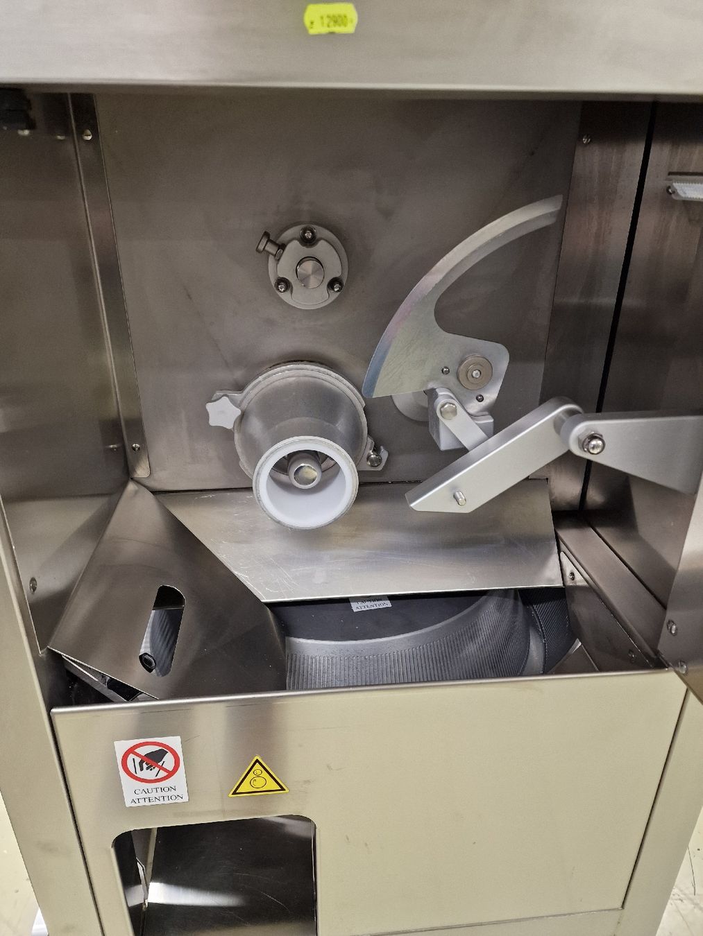 Elettrodomestici da cucina: Gastro Teigportioniert maschine – Usato da Niederwangen BE venduto da HasGastrobedarf 7