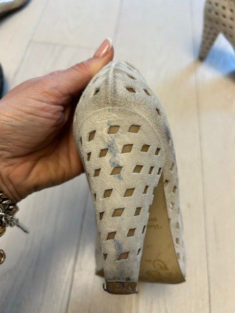 Scarpe da donna: scarpe con tacco nr 39 – Usato da Lugano venduto da camillapersempre 2