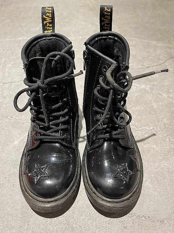 Dr. Martens Scarpe per ragazzi: Dr. Martens Kinder Gr. 31 – Usato da Biasca venduto da remmyrem 1